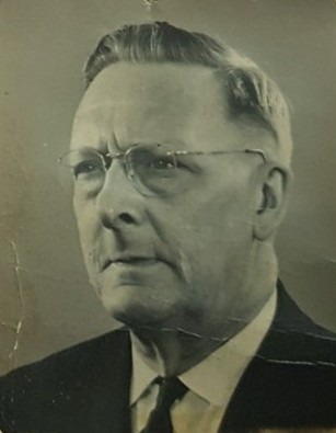Pasfoto F.J.C. van Hattem